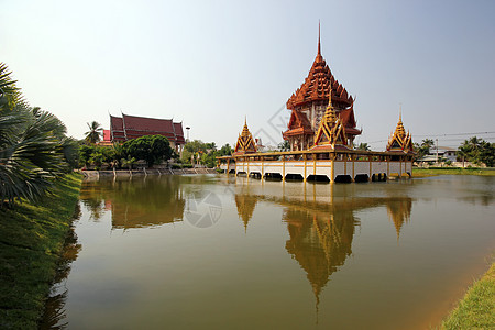 泰国寺庙宝塔背景宗教奢华地方建筑旅行历史符号文化图片
