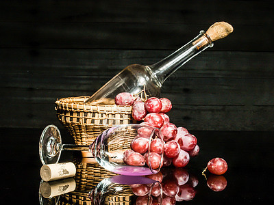 葡萄酒软木白色木桶酒厂棕色生活酒杯红色木头玻璃图片