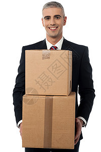 迁至新办公室的时间管理人员秘书纸箱男性套装快乐领带纸板盒子微笑图片