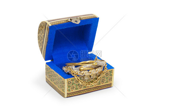 带项链的首饰盒 在白色背景上孤立雕刻魅力珍珠宝石古董奢华珠宝收藏手镯盒子图片
