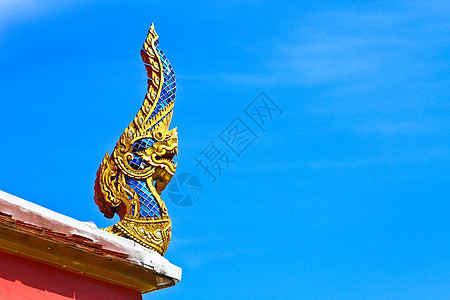 泰国龙或长谷雕像之王传统文化装饰品祷告冥想蓝色雕塑天空古董艺术图片