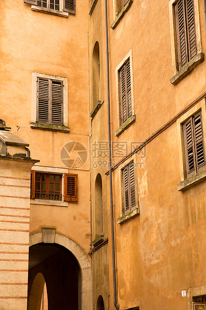 维罗纳历史建筑窗户建筑学观光房子旅游纪念碑历史性风格地标房地产图片
