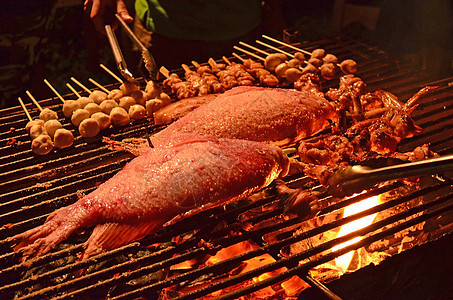 泰格里尔德食品牛肉烧伤午餐食物烹饪库存用餐美食牛扒餐厅图片