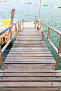 楼梯港栅栏海洋古董旅行池塘途径海浪脚步绳索漂浮图片