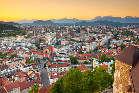 卢布尔雅那 斯洛文尼亚 欧洲的全景首都街道城市建筑学建筑历史性旅行天线爬坡景点图片