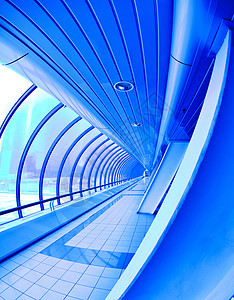 覆盖的莫斯科市桥景观建筑学财产天桥构造天空隧道走廊蓝色中心图片