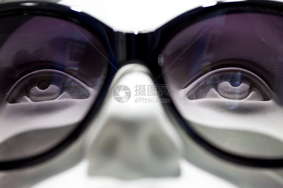 双眼哑人工业模仿太阳镜衬裙白色家具女士塑料学生模型图片