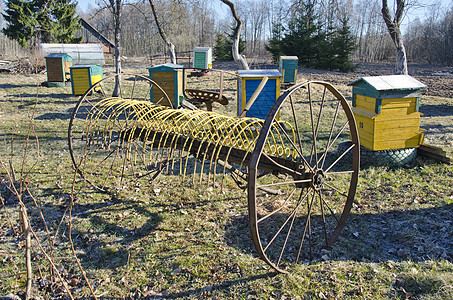 农园中古老的马拖竹和蜂蜜背景图片