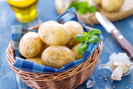 马铃薯收成糖类农场饮食作物农业篮子养分淀粉营养图片