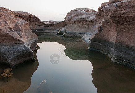 泰国岩石峡谷假期热带风景海浪石头地平线旅行天空环境蓝色图片