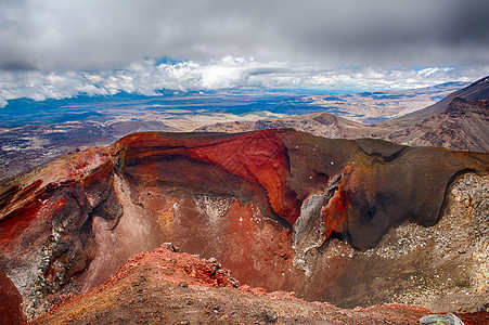 红环画红色高山多云喷气火山地质学陨石地形图片