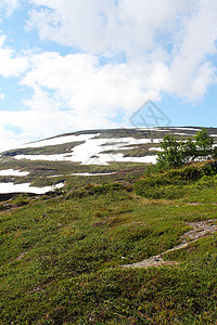 挪威北部地貌景观天空旅游山峰峡湾蓝色石头苔原海岸线全景晴天图片