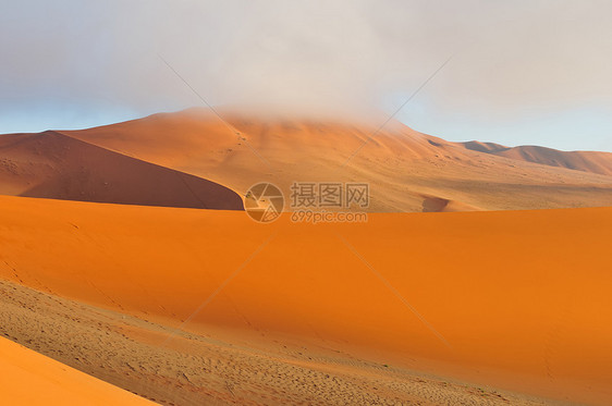 纳米布的沙丘孤独橙子风景干旱荒野沙漠图片