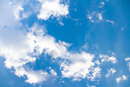 蓝色天空云云蓝天气射线白色阳光灰蒙蒙季节背景图片