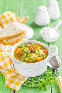 蔬菜汤厨房液体午餐食物盘子美食勺子饮食洋葱土豆图片