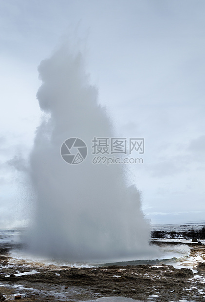 Geyser 冰地地热王子旅游火山力量喷泉天空蒸汽女士岩石图片