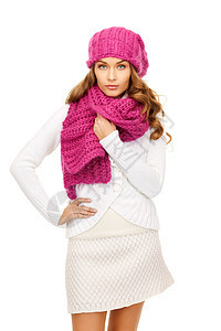 戴冬帽的美女福利幸福衣服成人女性季节女孩帽子棉被围巾图片