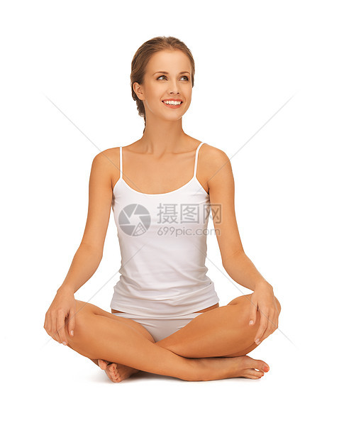 女人在裸睡练习瑜伽莲花的姿势风度体操快乐微笑女性冥想减肥活力女孩身体图片
