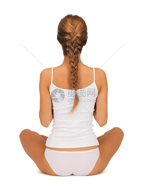 女人在裸睡练习瑜伽莲花的姿势内衣风度卫生身体女性冥想运动训练体操调息图片