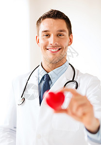 心胸有心脏病的男医生心脏病学移植专家帮助生活有氧运动援助药品护理人员手术图片