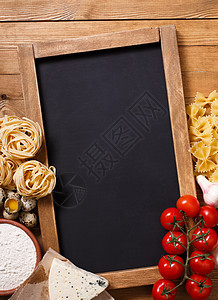 意大利以生锈木制成的意大利食品食谱调味品乡村糖类厨房烹饪草本植物面条面包棒营养饮食图片