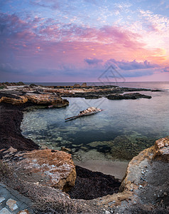 上午在地中海的海湾图片