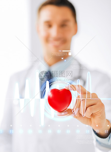 患有心脏和心心血管病的男医生图片