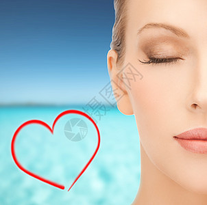 美丽的女人的脸容貌护理福利治疗女性睫毛微笑海滩清洁皮肤图片