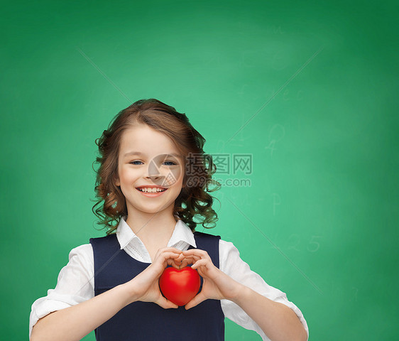 心胸小的女孩帮助机构黑板青春期青少年保健木板孩子们教育班级图片