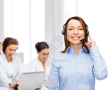 办公室方便女性求助热线接线员耳机顾问代理人技术团队操作员聊天顾客秘书接待员图片