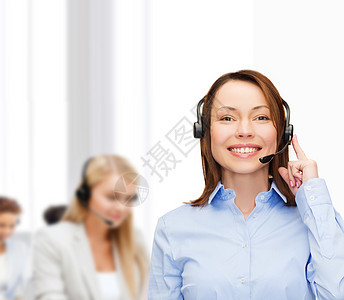 办公室方便女性求助热线接线员团体聊天微笑帮助技术手机工人耳机商业顾问图片