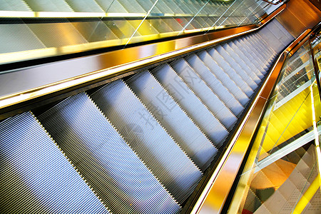 电扶车运输民众技术扶手场景旅行火车车站电梯大厅图片