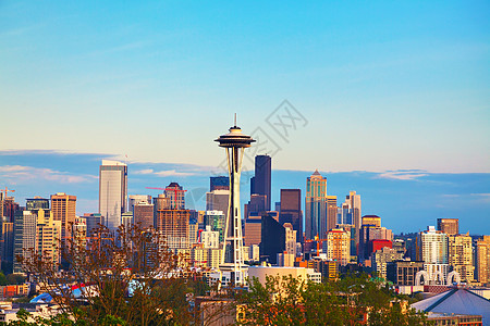 西雅图市下城 从凯里公园看到的大都会建筑物沿岸旅行市中心城市旅游天际建筑学地标图片