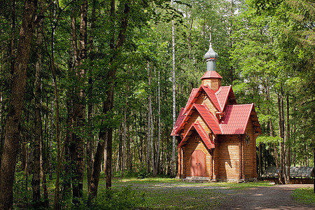 木林礼拜堂在木林中图片