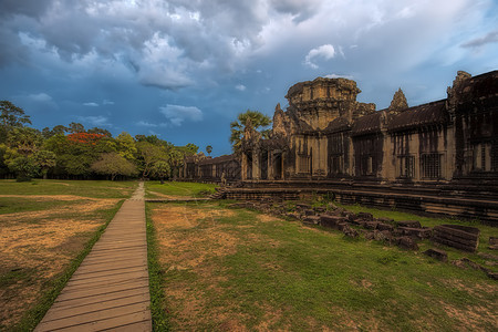 日落在吴哥瓦上艺术考古学遗产纪念碑地标高棉语天空建筑崇拜废墟图片