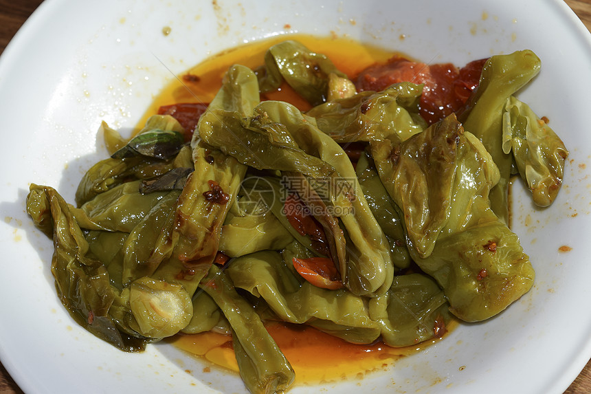 拉塔图营养美食茄子油炸蔬菜洋葱胡椒草本植物饮食绿色图片
