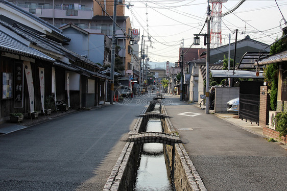 传统日本公路排水沟图片