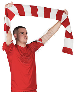 持条条围巾的足球运动员运动服红色男人男性欢呼活动播放器白色运动齿轮图片