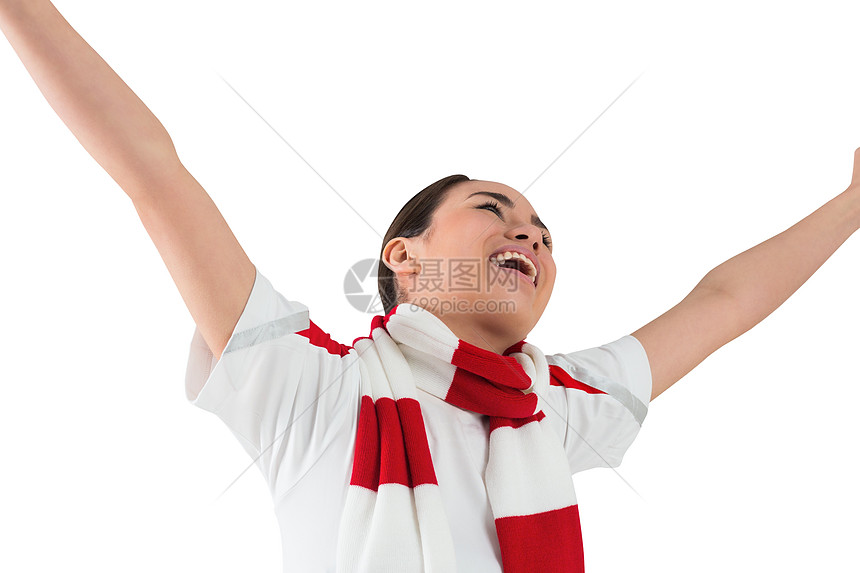 球迷热情高涨线上线下支持点燃奥运征程