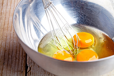 用金属碗鸡蛋营养食物盘子蛋黄蛋糕用具烹饪食谱烘烤饮食图片