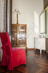 内部特别的 Tercei 城堡古董旅行螺旋历史白色房子建筑金属楼梯入口图片