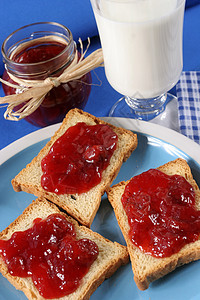 用果果酱烤汤盘子拼盘早餐牛奶蓝色水果食物盒子乳制品红色图片