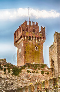 意大利加尔达湖拉济塞的斯卡利热城堡旅游建筑学假期城堡历史遗产风景村庄游客古董图片