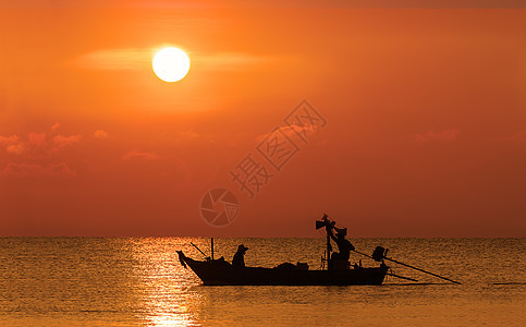 渔船渔民的  轮光  图像旅游日落天空风景情调蓝色旅行热带海浪海滩图片