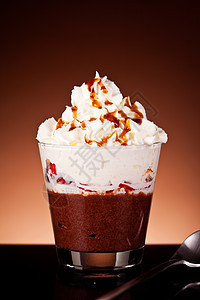 Caramel 甜点圣代玻璃食物白色棕色巧克力奶油冰淇淋焦糖图片