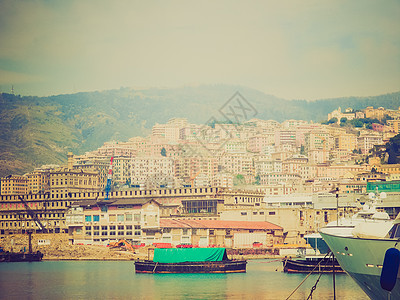 热那亚意大利从海上的回溯视图母马古董海洋港口城市天际老港场景图片