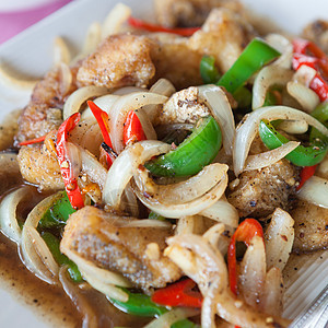 鱼食午餐蔬菜美食用餐盘子胡椒油炸饮食海鲜食物图片