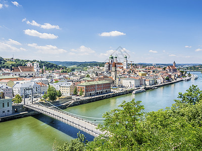查看到 Passau旅游河流画报天空建筑建筑学旅行教会城市全景图片