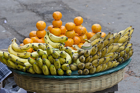 Asia街头市场水果图片