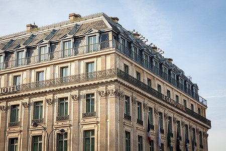 巴黎一个历史悠久的镇舍外建筑文化建筑学低角度石头住宅雕刻多层房地产公寓图片